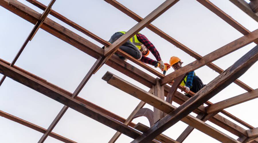 Professional gutter cleaning services in Bee, VA